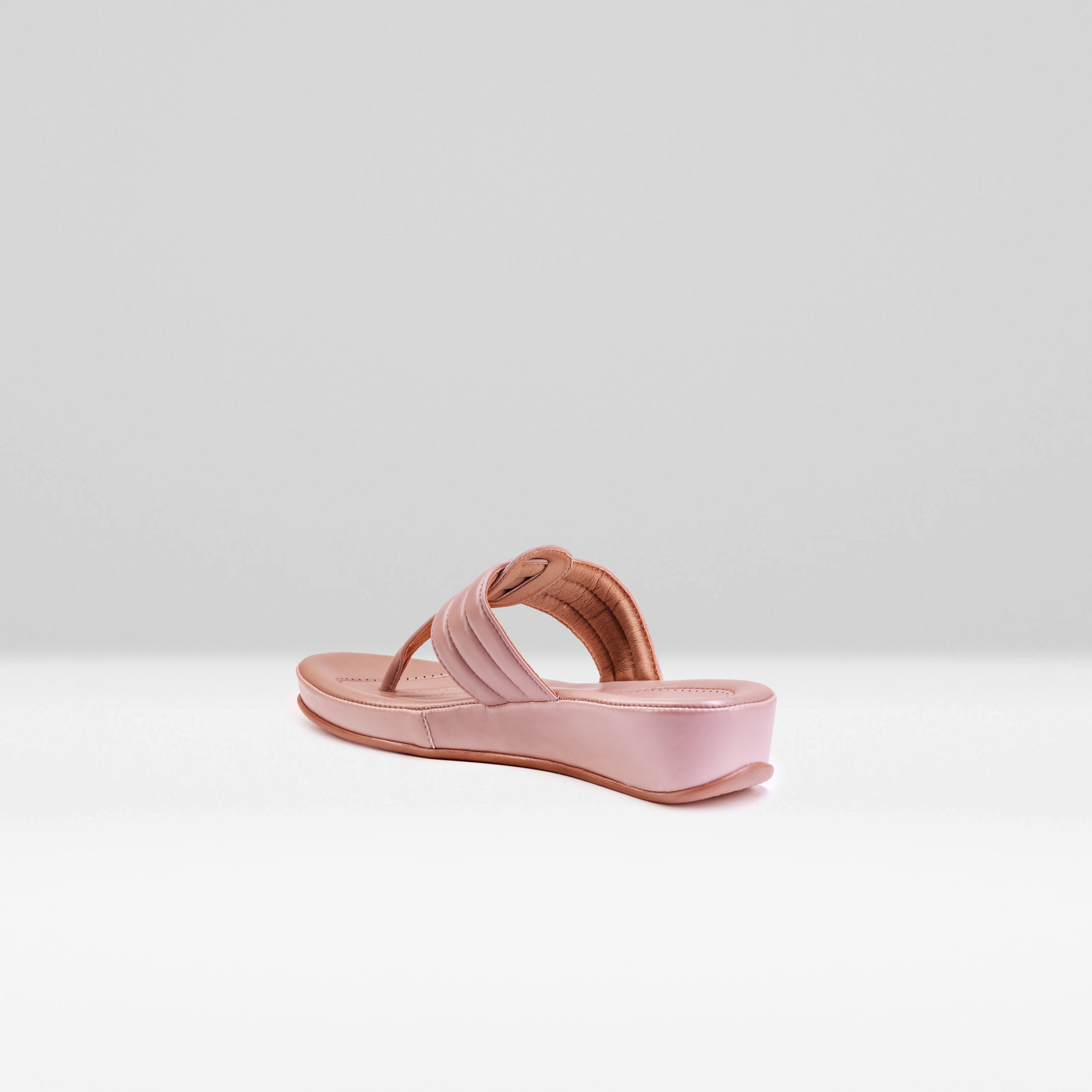 WOMENS PEACH CASUAL SLIPPERS