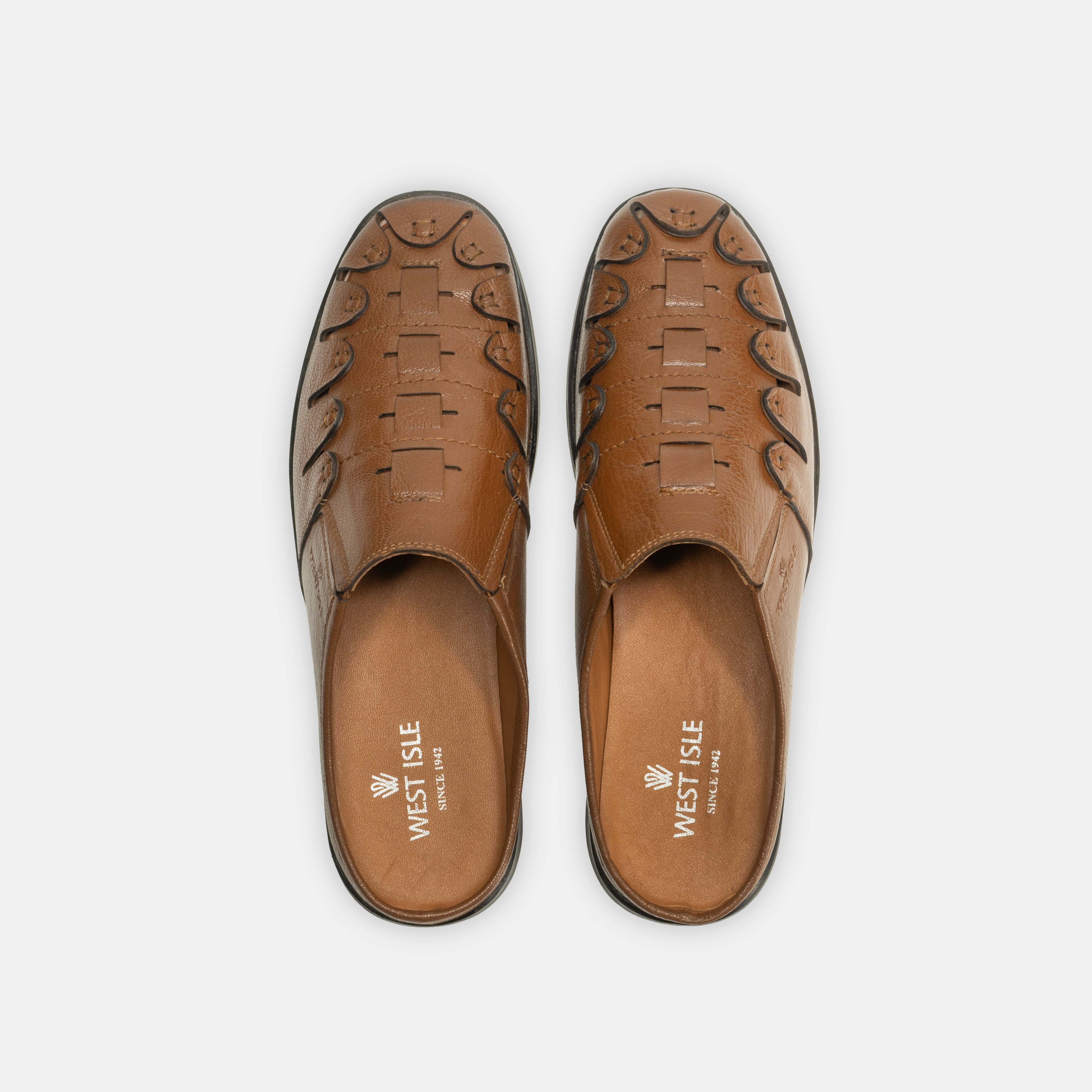 WEST ISLE MEN TEXTURED LEATHER SHOE-STYLE SANDALS