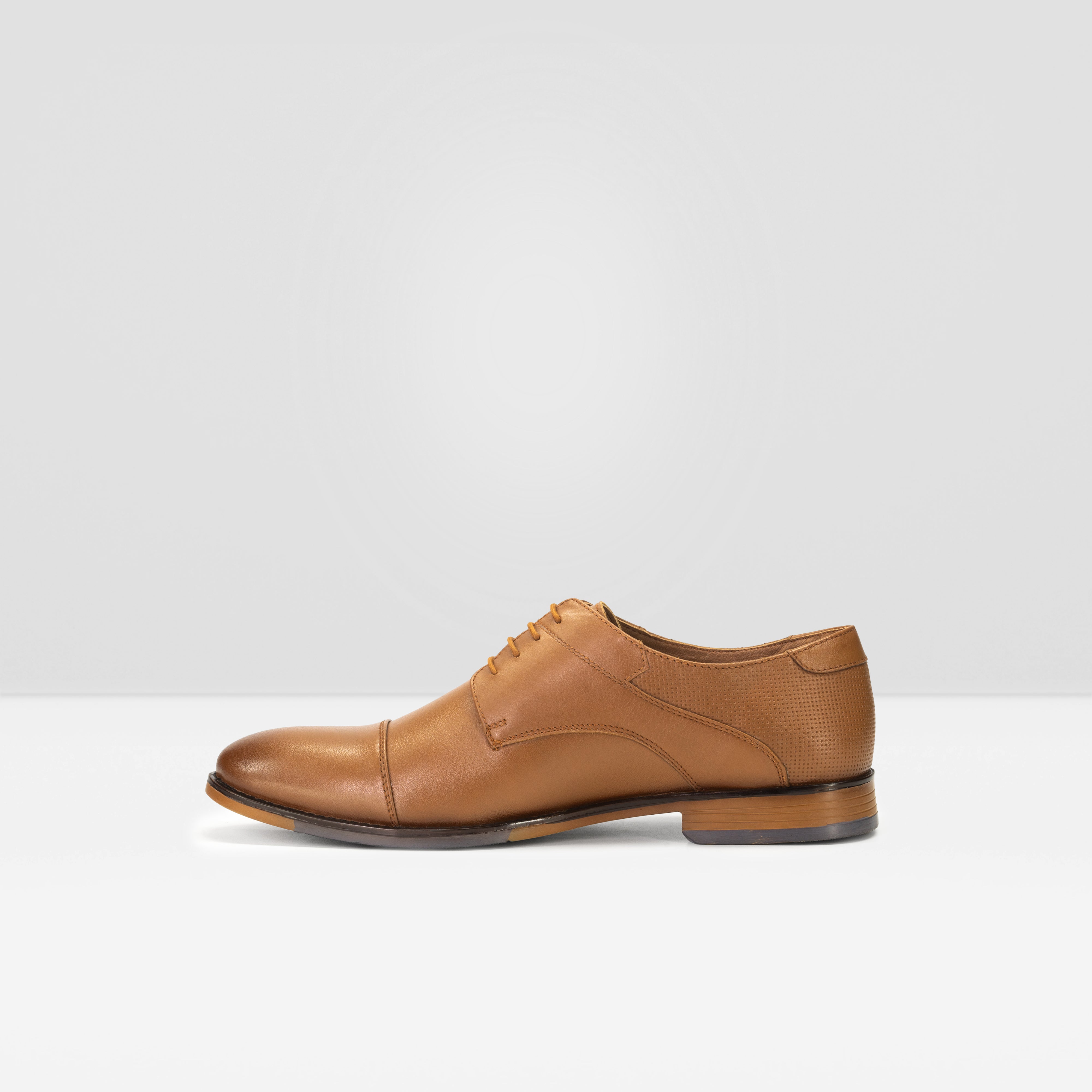 WEST ISLE MEN TAN  SOLID HANDCRAFTED LEATHER FORMAL DERBYS